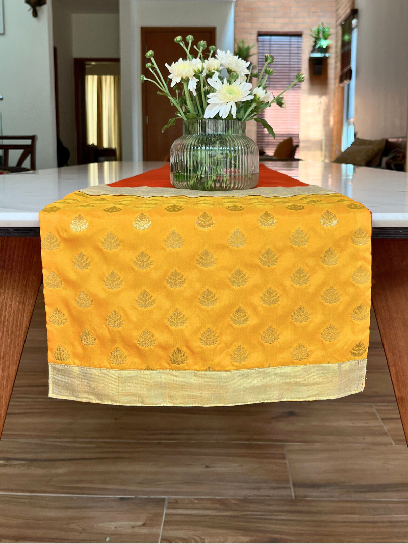 Festive Table Runner for 6 or 8 seater dining - Rust with Yellow Border