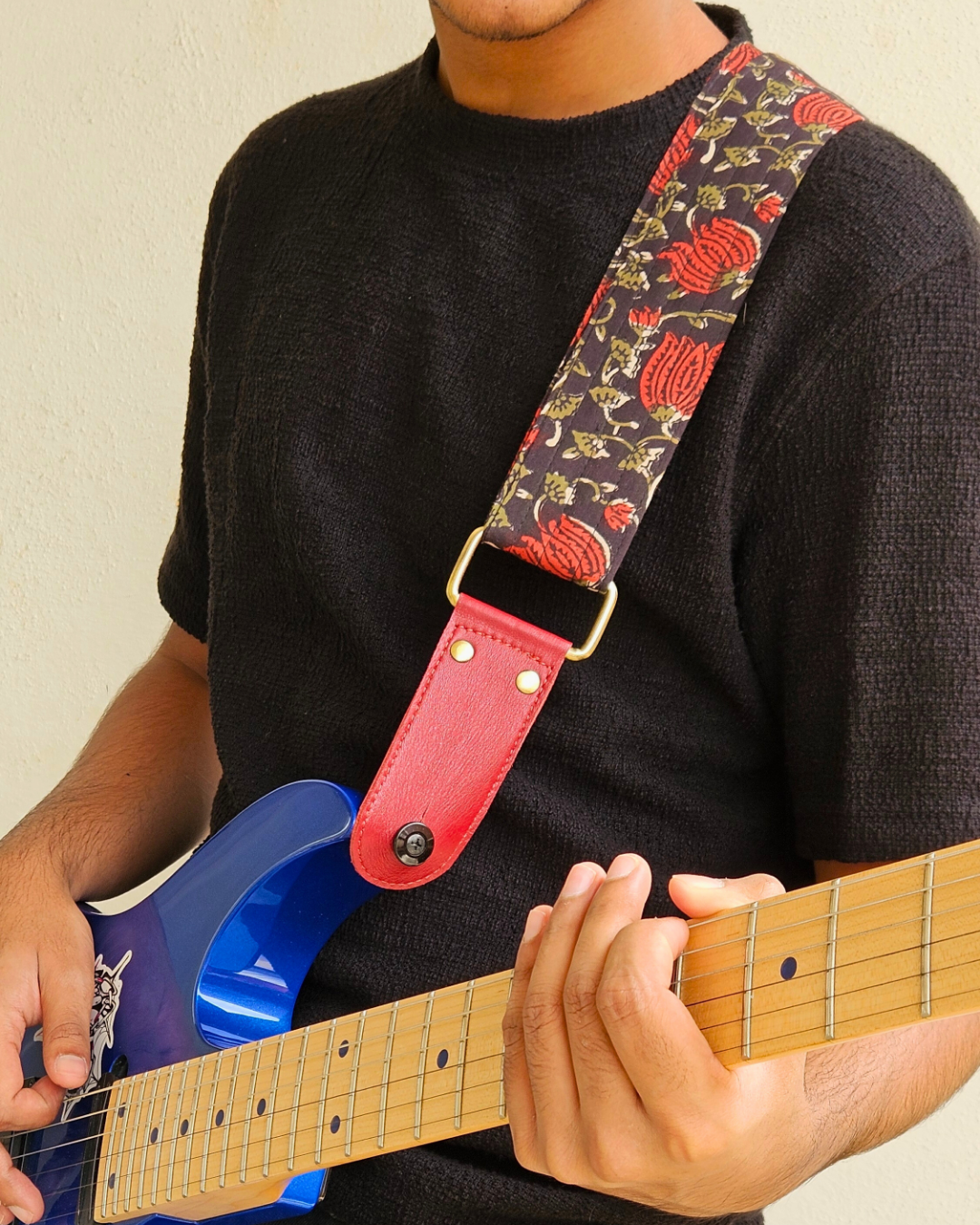 Boho Guitar Strap Shoulder Strap - Black and Red Ethnic Vintage Look with Leather