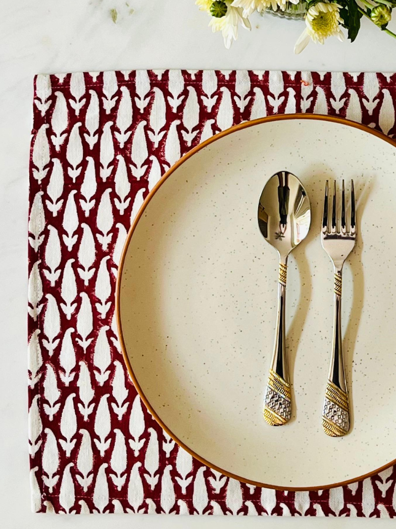 100% Cotton Canvas Minimalistic Block Printed Placemats- Maroon