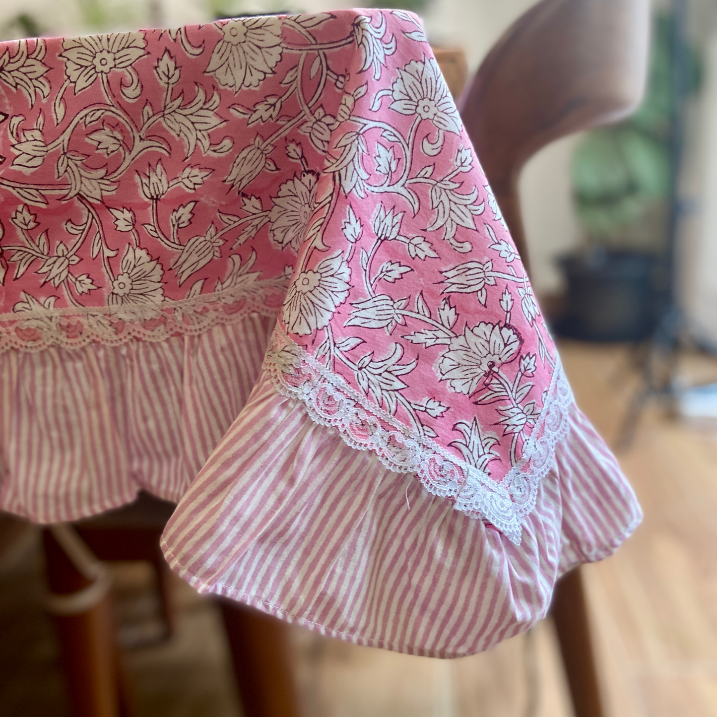 100% Cotton Block Print Table Cloth for 6 or 8 seater dining - Pink jaipuri Print with Frills