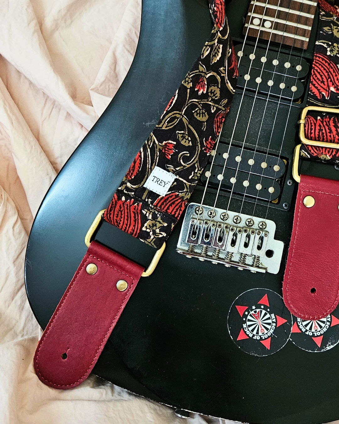 Boho Guitar Strap Shoulder Strap - Black and Red Ethnic Vintage Look with Leather