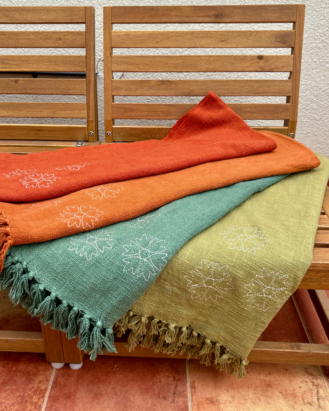 Sofa Throw with Embroidered Flower - Cayenne