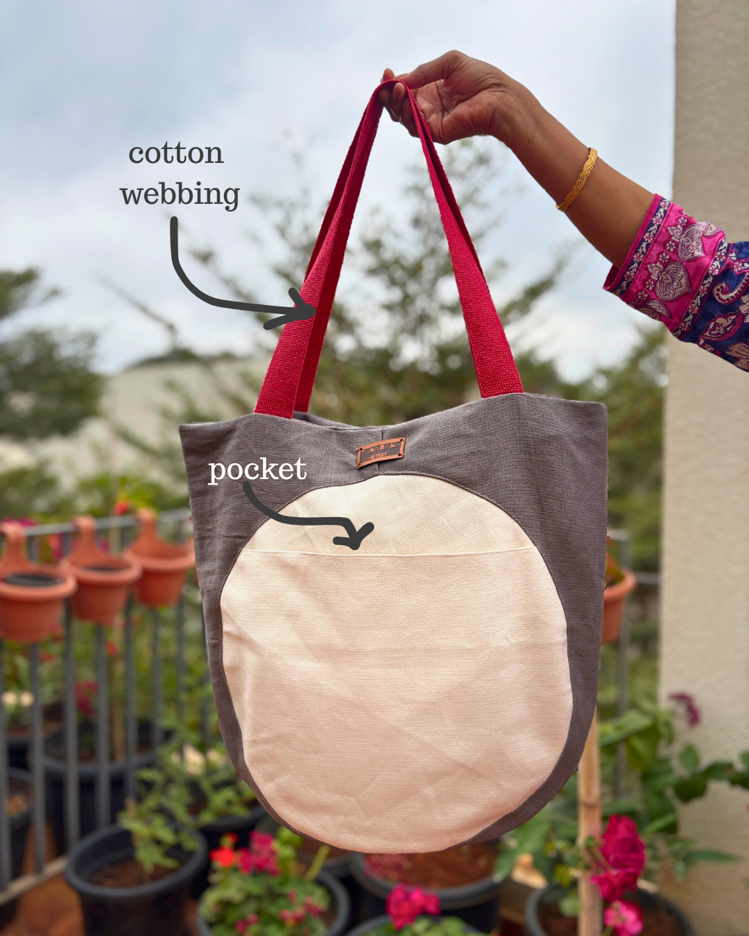 Big Encircle Bag - Green and Off White