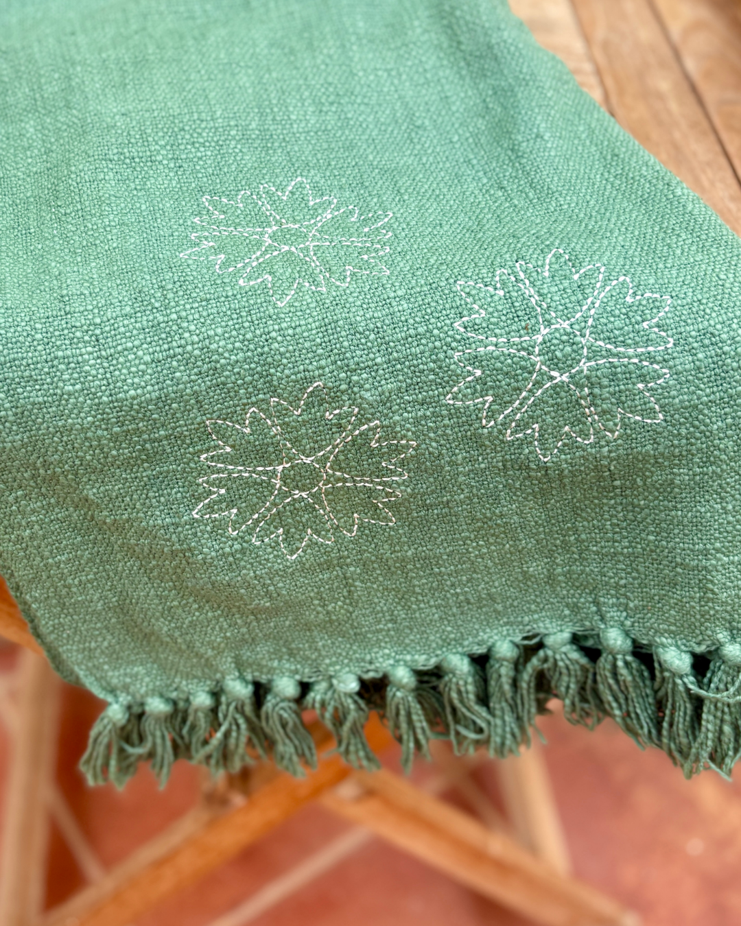 Sofa Throw with Embroidered Flower - Green